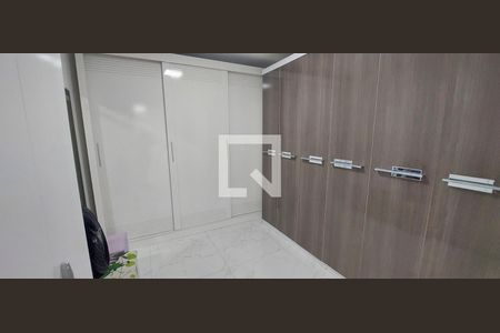 Apartamento à venda com 180m², 2 quartos e 2 vagasCloset Quarto 1 suíte