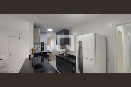 Apartamento à venda com 180m², 2 quartos e 2 vagasCozinha