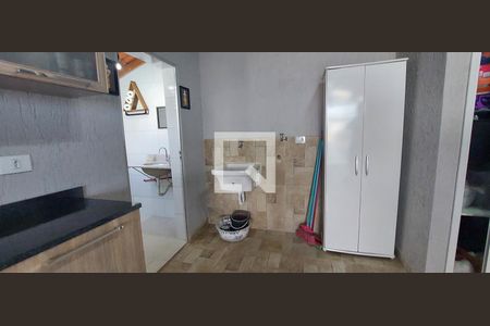 Apartamento à venda com 180m², 2 quartos e 2 vagasÁrea de serviço