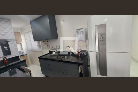 Apartamento à venda com 180m², 2 quartos e 2 vagasCozinha