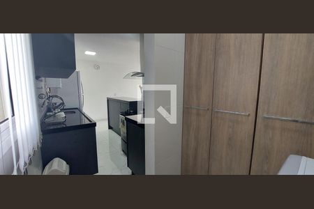 Apartamento à venda com 180m², 2 quartos e 2 vagasCozinha