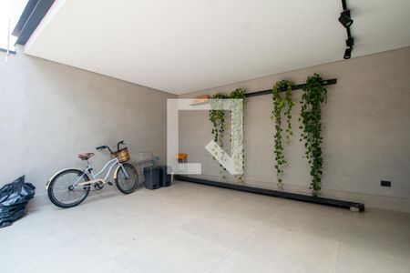 Casa à venda com 200m², 2 quartos e 2 vagasGaragem