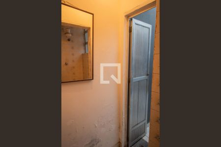 Banheiro de casa à venda com 1 quarto, 191m² em Penha, Rio de Janeiro