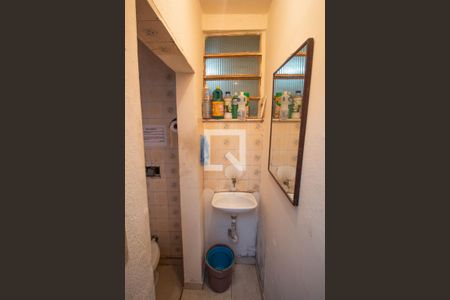 Banheiro de casa à venda com 1 quarto, 191m² em Penha, Rio de Janeiro