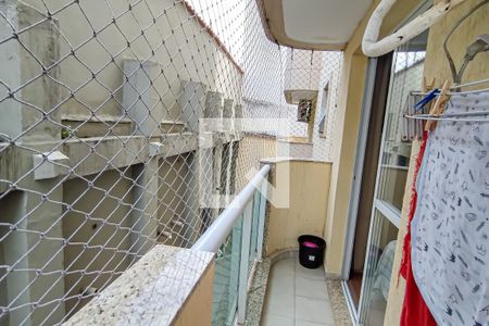 Apartamento à venda com 90m², 2 quartos e 1 vaga Apartamento à venda com 90m², 2 quartos e 1 vagaVaranda