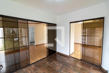 Sala de apartamento à venda com 3 quartos, 146m² em Vila Suzana, São Paulo