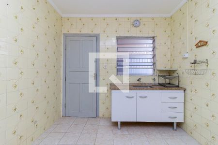 Cozinha de casa para alugar com 2 quartos, 75m² em Vila Cordeiro, São Paulo