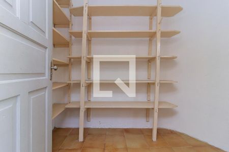 Despensa de casa para alugar com 2 quartos, 75m² em Vila Cordeiro, São Paulo