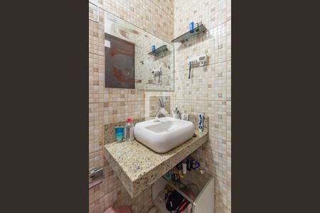 Casa para alugar com 360m², 3 quartos e 5 vagas Casa para alugar com 360m², 3 quartos e 5 vagasBanheiro social - Casa 1