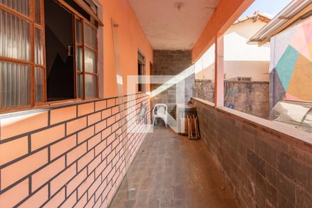 Casa para alugar com 360m², 3 quartos e 5 vagas Casa para alugar com 360m², 3 quartos e 5 vagasVaranda - Casa 2