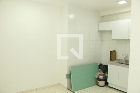 Sala/cozinha de apartamento para alugar com 2 quartos, 100m² em Ouro Verde, Nova Iguaçu