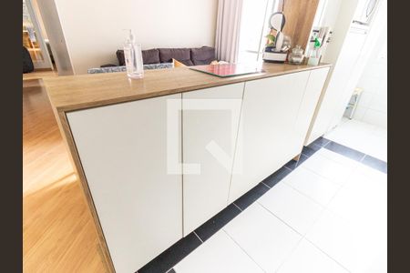 Apartamento à venda com 65m², 2 quartos e 1 vaga Apartamento à venda com 65m², 2 quartos e 1 vagaCozinha e Área de Serviço