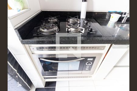 Apartamento à venda com 65m², 2 quartos e 1 vaga Apartamento à venda com 65m², 2 quartos e 1 vagaCozinha e Área de Serviço