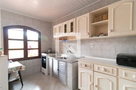 Casa à venda com 295m², 3 quartos e 4 vagasCozinha e Área de serviço - Casa 2