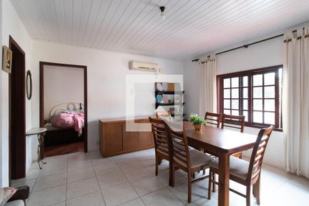 Casa à venda com 295m², 3 quartos e 4 vagasSala - Casa 2