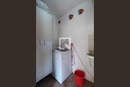 Casa à venda com 295m², 3 quartos e 4 vagasÁrea de serviço