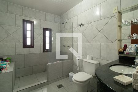 Banheiro do Quarto 1 de casa à venda com 3 quartos, 295m² em Coronel Aparicio Borges, Porto Alegre