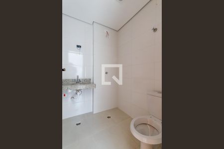 Banheiro de apartamento à venda com 1 quarto, 30m² em Bortolândia, São Paulo