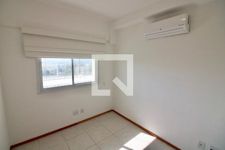 Quarto de apartamento para alugar com 2 quartos, 80m² em Recreio dos Bandeirantes, Rio de Janeiro