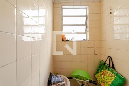 Casa à venda com 250m², 3 quartos e 2 vagasBanheiro de Serviço