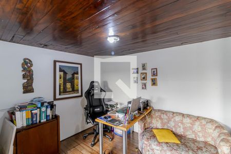 Casa à venda com 250m², 3 quartos e 2 vagasEscritório