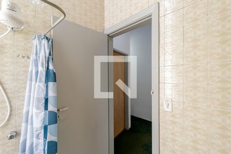 Casa à venda com 250m², 3 quartos e 2 vagasBanheiro 