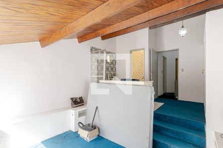 Casa à venda com 250m², 3 quartos e 2 vagasSuíte