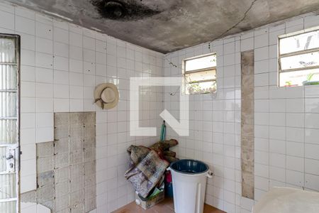 Casa à venda com 250m², 3 quartos e 2 vagasÁrea de Serviço