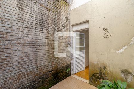 Casa à venda com 250m², 3 quartos e 2 vagasQuintal