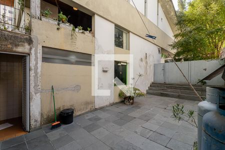 Casa à venda com 250m², 3 quartos e 2 vagasQuintal