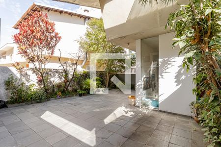 Casa à venda com 250m², 3 quartos e 2 vagasGaragem