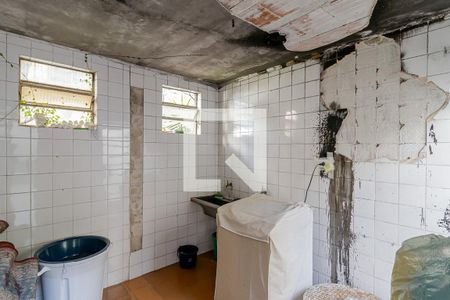 Casa à venda com 250m², 3 quartos e 2 vagasÁrea de Serviço