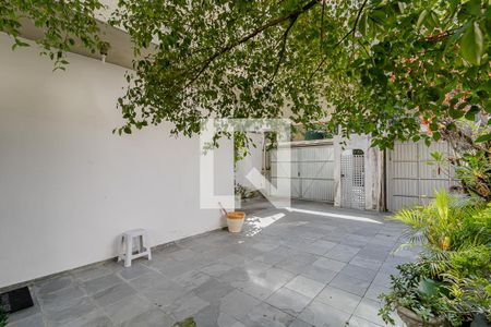 Casa à venda com 250m², 3 quartos e 2 vagasGaragem