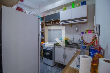 Cozinha de apartamento para alugar com 2 quartos, 50m² em Jardim Vitória, Belo Horizonte