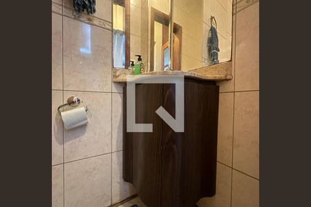 Casa para alugar com 480m², 4 quartos e 2 vagasLavabo