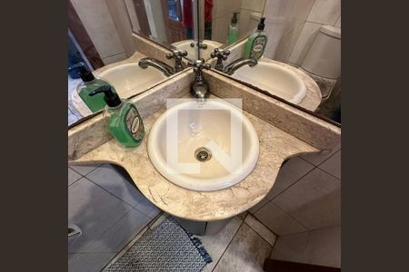 Casa para alugar com 480m², 4 quartos e 2 vagasLavabo