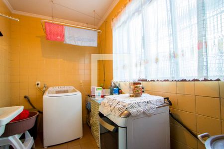 Casa à venda com 256m², 3 quartos e 2 vagasÁrea de serviço