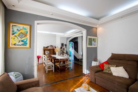 Sala de estar de casa à venda com 3 quartos, 256m² em Vila Humaitá, Santo André