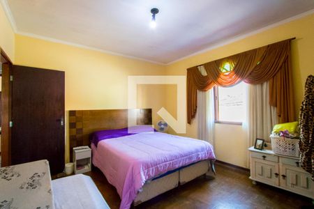 Casa à venda com 256m², 3 quartos e 2 vagasQuarto 3 - Suíte