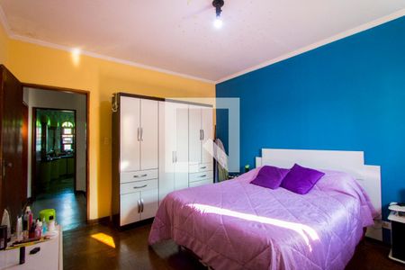 Casa à venda com 256m², 3 quartos e 2 vagasQuarto 2