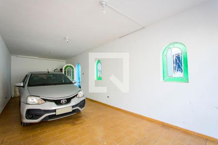 Casa à venda com 256m², 3 quartos e 2 vagasGaragem