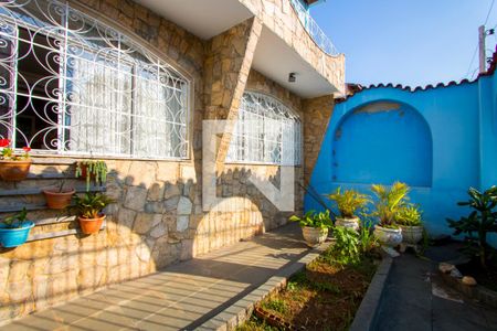 Casa à venda com 256m², 3 quartos e 2 vagasJardim