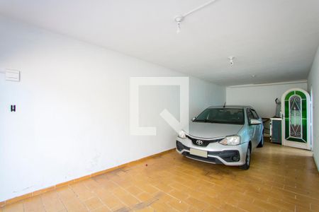 Casa à venda com 256m², 3 quartos e 2 vagasGaragem