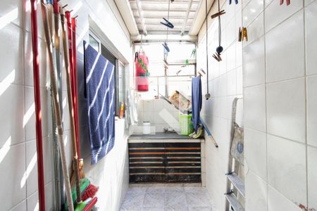 Casa à venda com 84m², 2 quartos e 1 vagaÁrea de Serviço