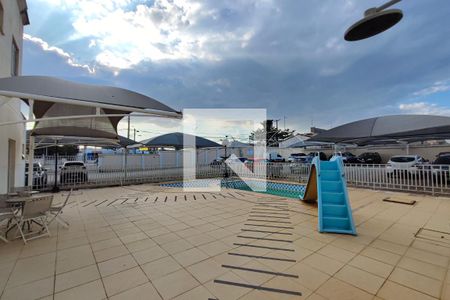 Apartamento à venda com 78m², 3 quartos e 1 vagaÁrea comum - Piscina