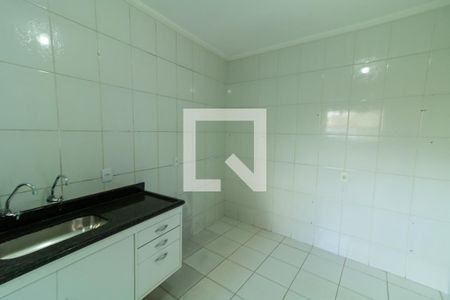 Casa para alugar com 80m², 2 quartos e 1 vagaCozinha