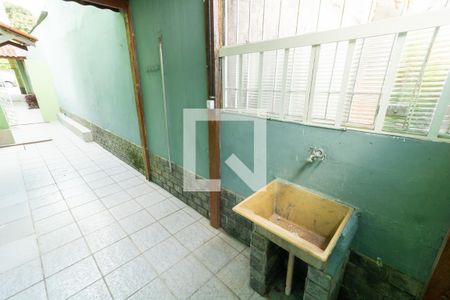 Casa para alugar com 80m², 2 quartos e 1 vagaÁrea de Serviço