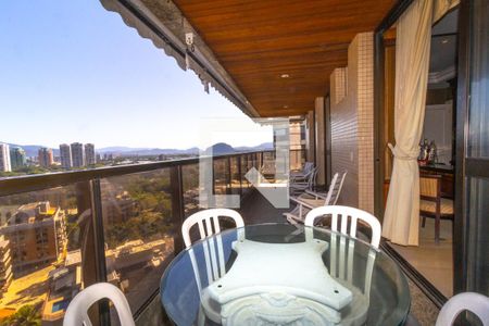 Apartamento à venda com 170m², 3 quartos e 2 vagasSala