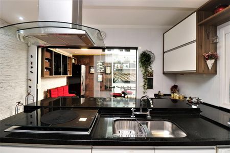 Casa à venda com 130m², 3 quartos e 2 vagasCozinha