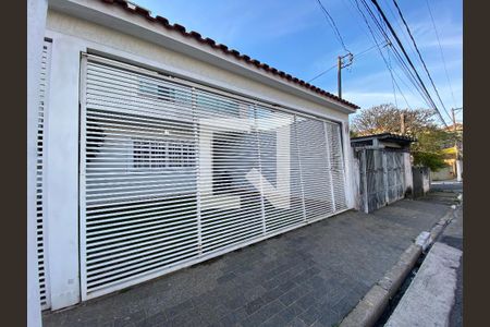 Casa à venda com 130m², 3 quartos e 2 vagasFachada